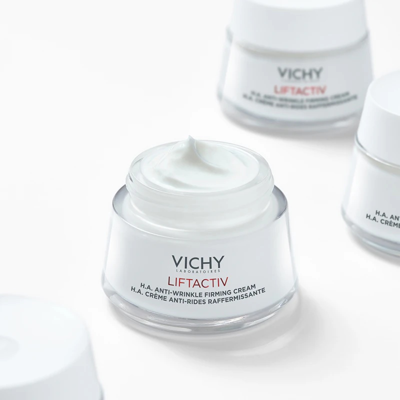 Vichy Liftactiv HA pretgrumbu nostiprinošs dienas krēms sausai un ļoti sausai ādai