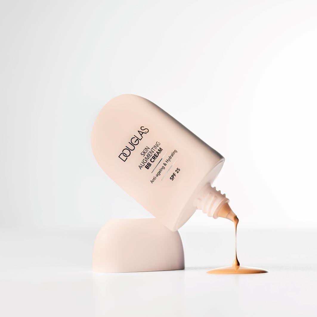 „Douglas Collection“ BB kreminis makiažo kremas, gerinantis odos būklę su SPF 25, 30 ml