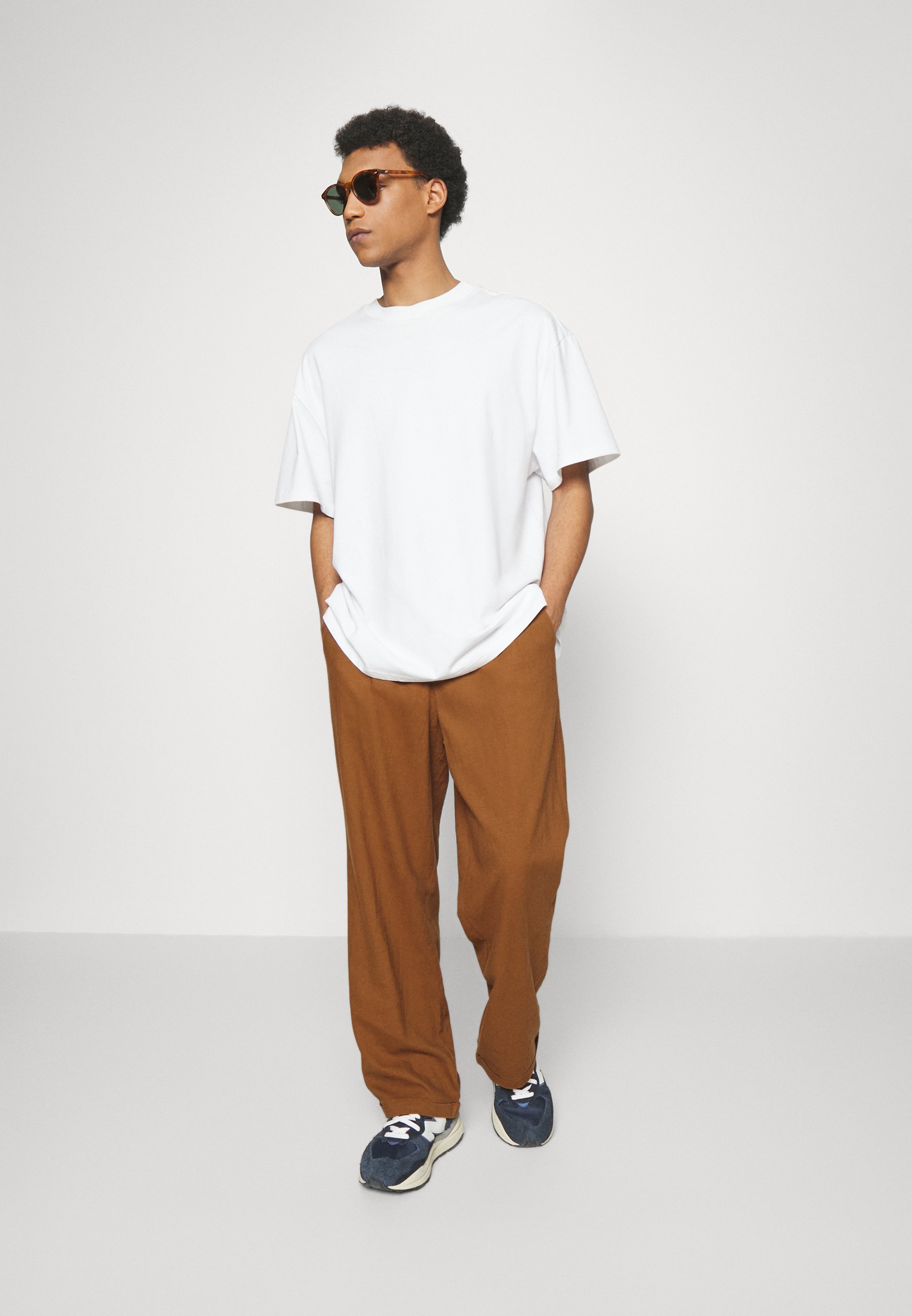 Pantalon de jogging Pier One en lin mélangé - marron