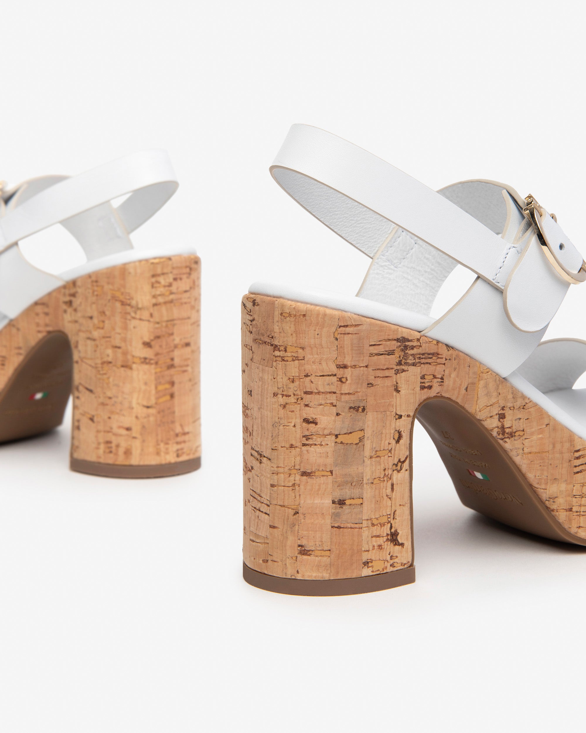  Sandales en cuir pour femmes