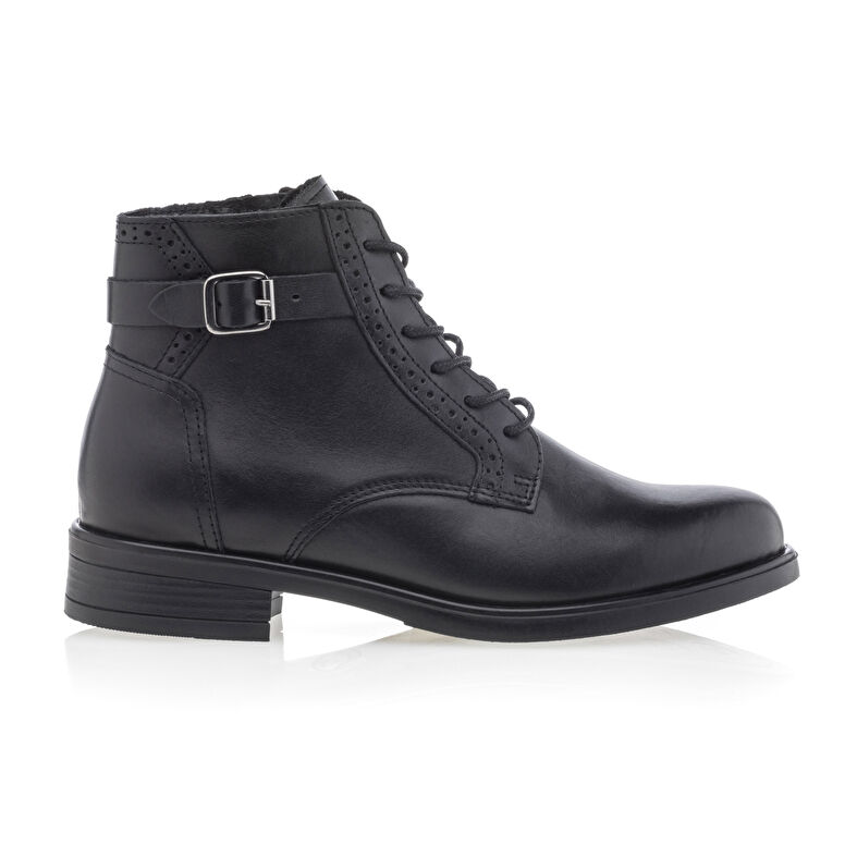 Schwarze Damenstiefel / Stiefeletten