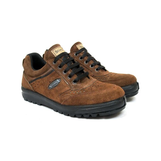 3301 Segarra Sneakers