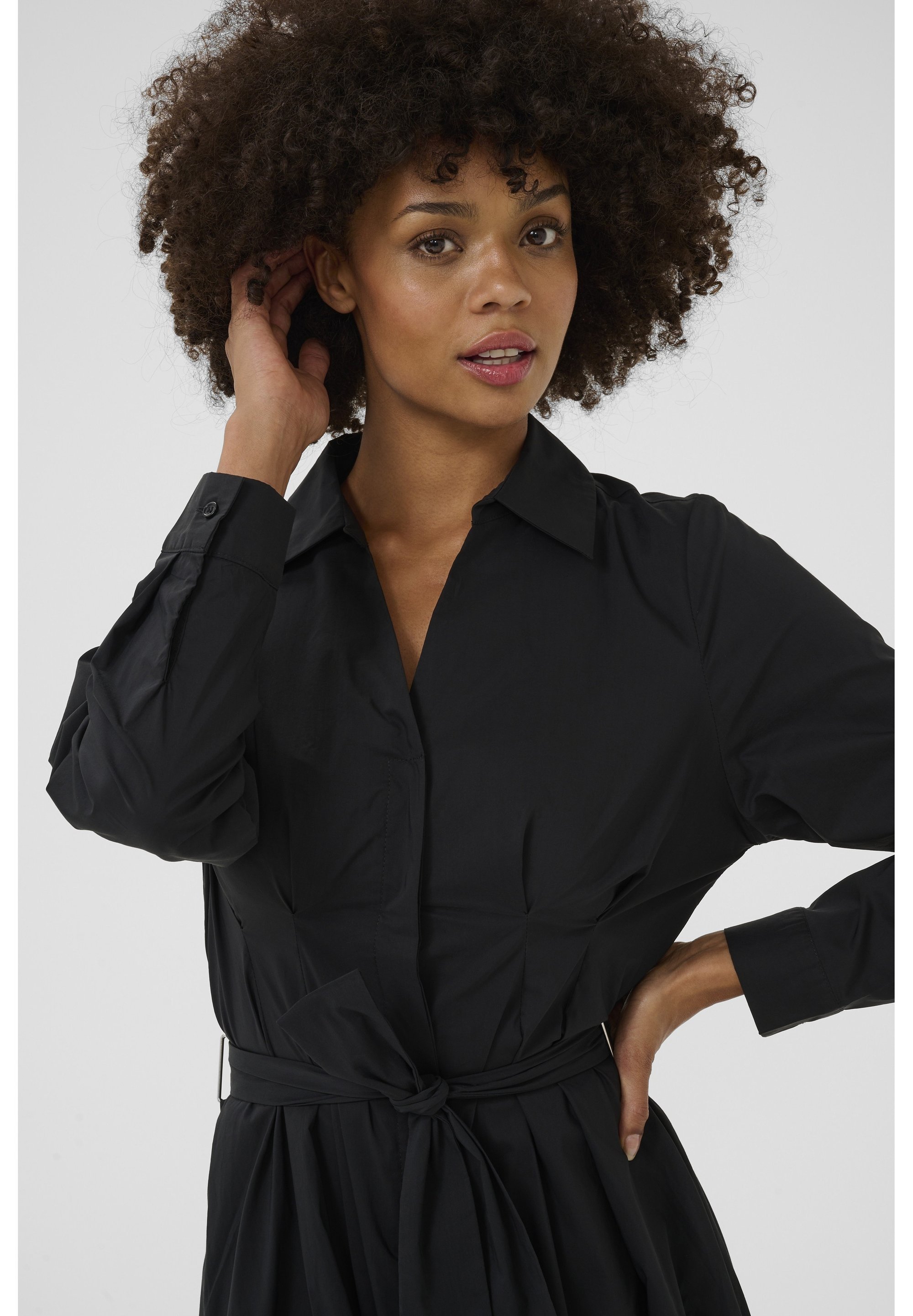 Culture ELNA ANTOINETT - Robe-chemise - noire