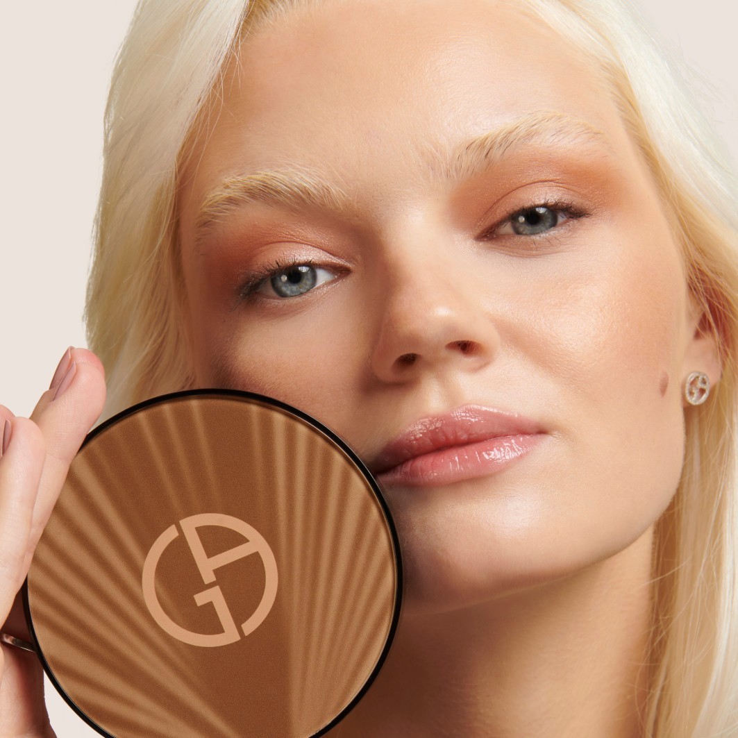 Armani Bronzer Luminous Silk bronzer pūderis - 18 g