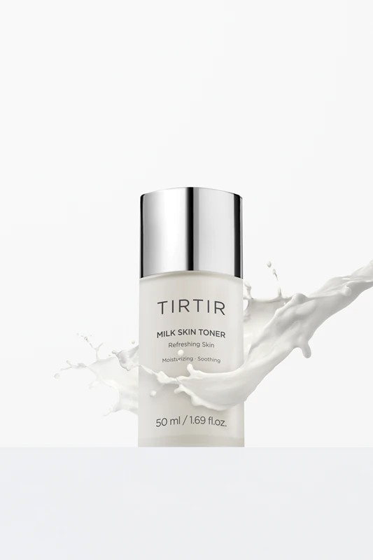 TIRTIR Milk Skin Toner: Tônico hidratante leve para peles problemáticas.