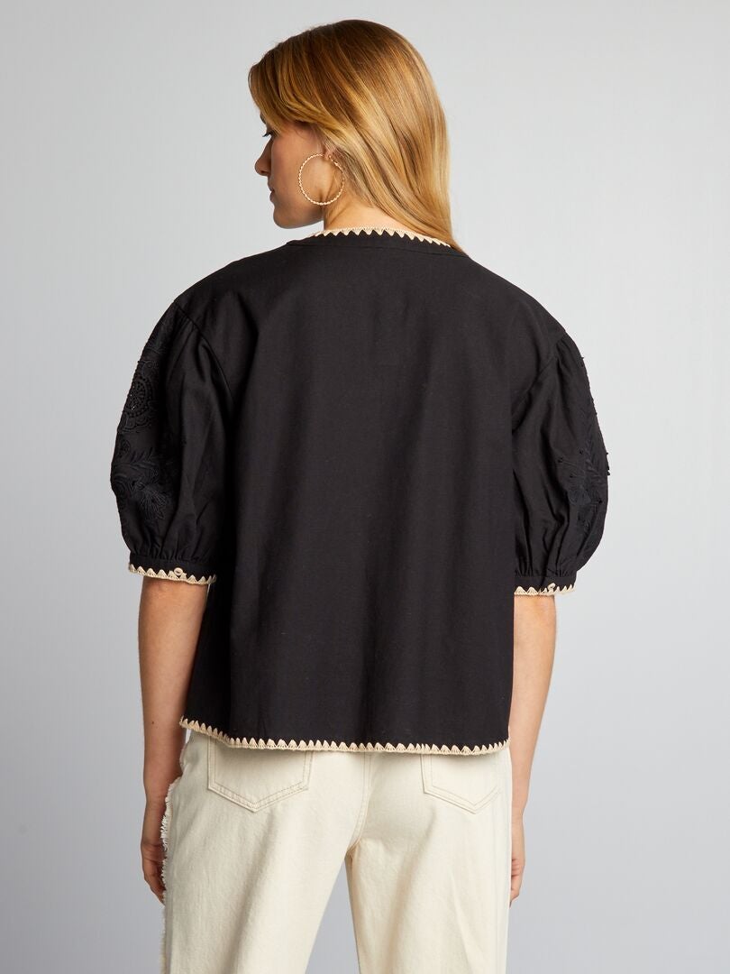Blouse met borduurwerk - zwart