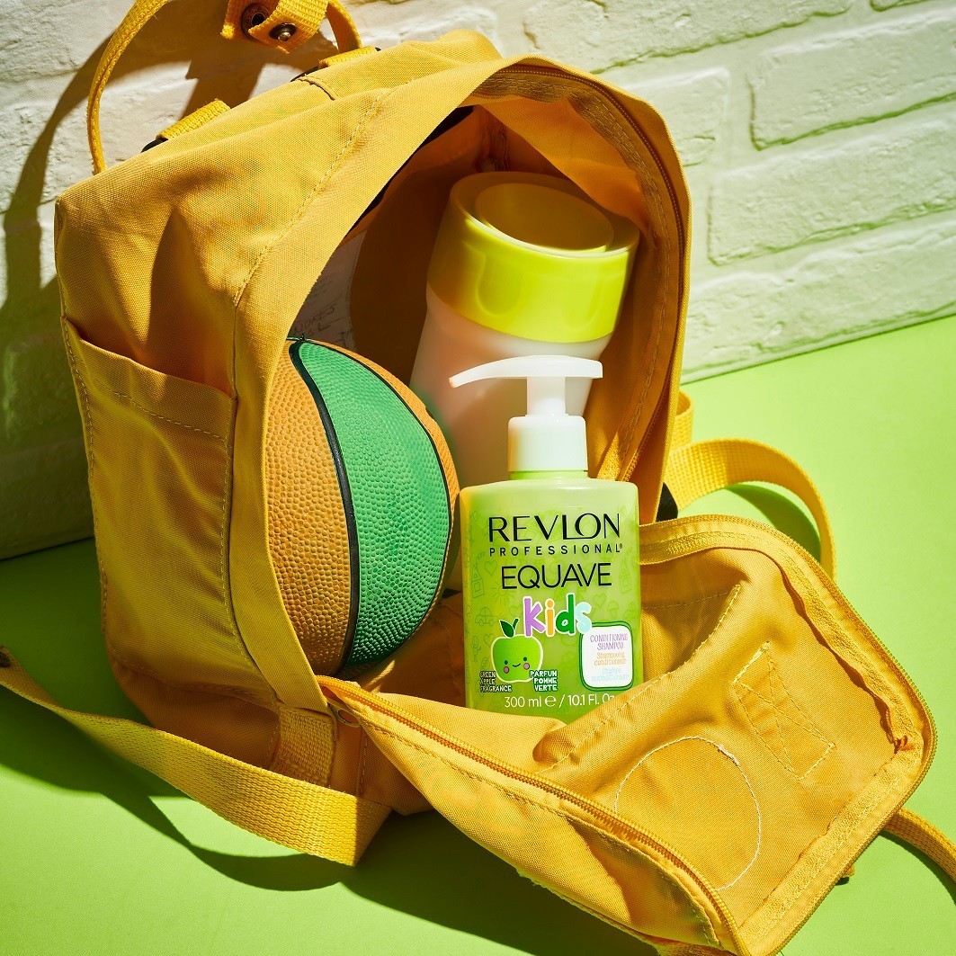 Revlon Professional Equave Apple Kids 2in1 šampūnas vaikams, 300 ml