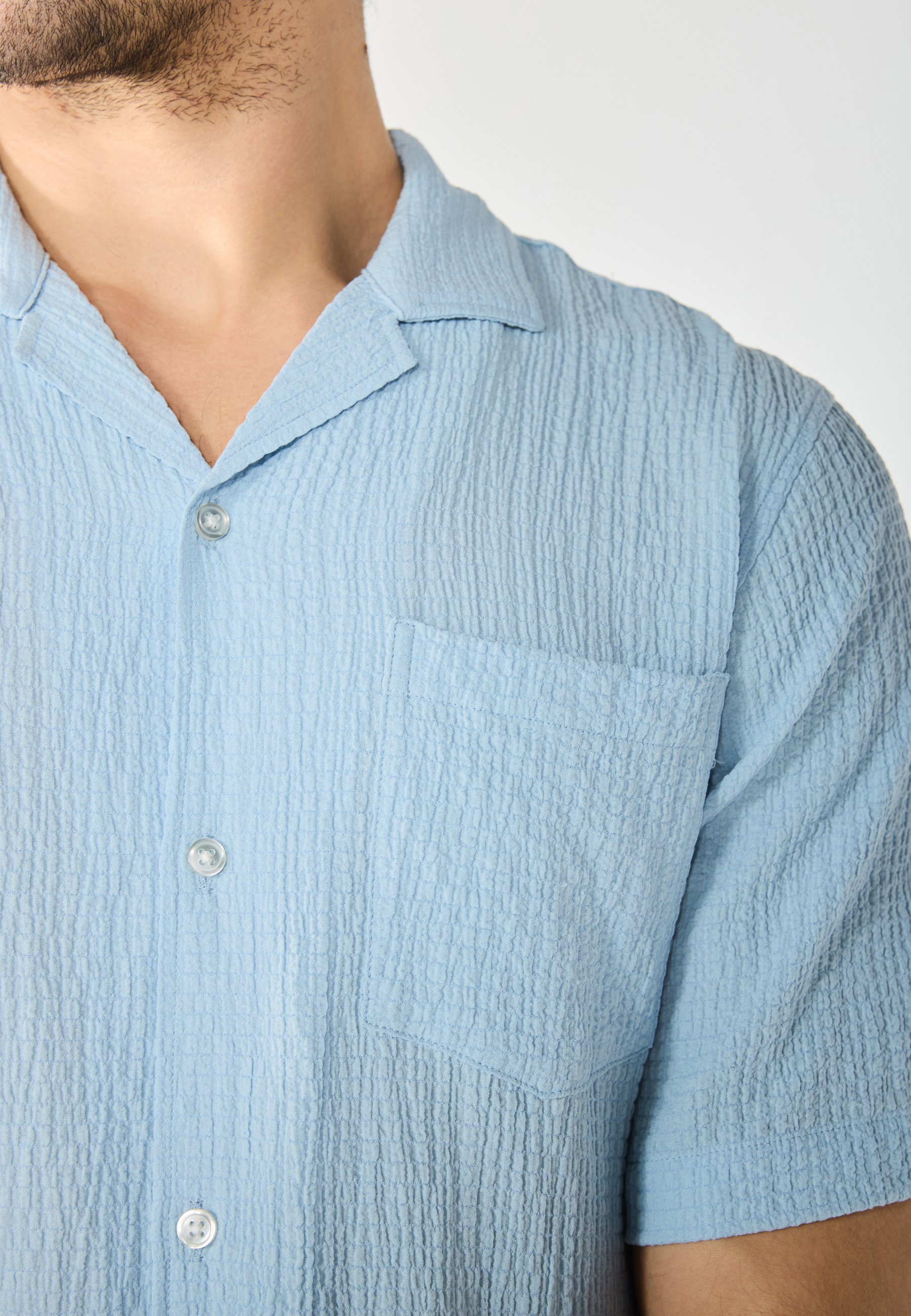 Pier One T-shirt met korte mouwen en textuur - chambrayblauw