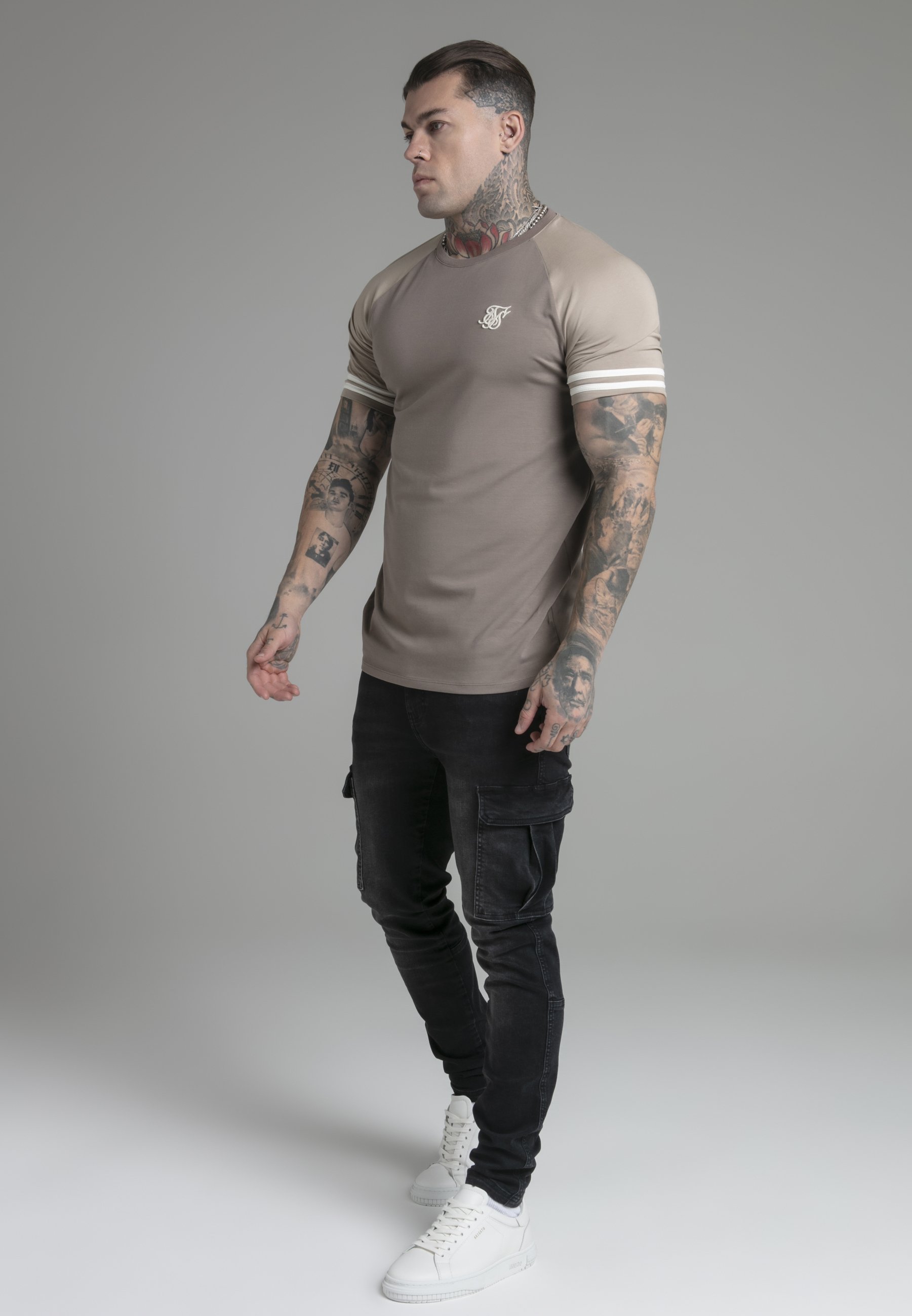SIKSILK RAGLAN - T-shirt imprimé - beige