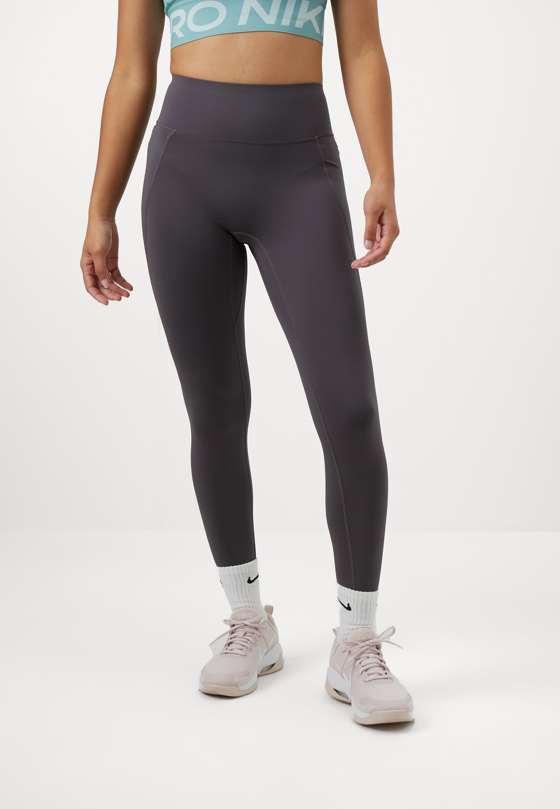 Nike Performance UNIVERSA SEAMLESS FRONT - Leggings - thunder grey thunder grey dark shadow