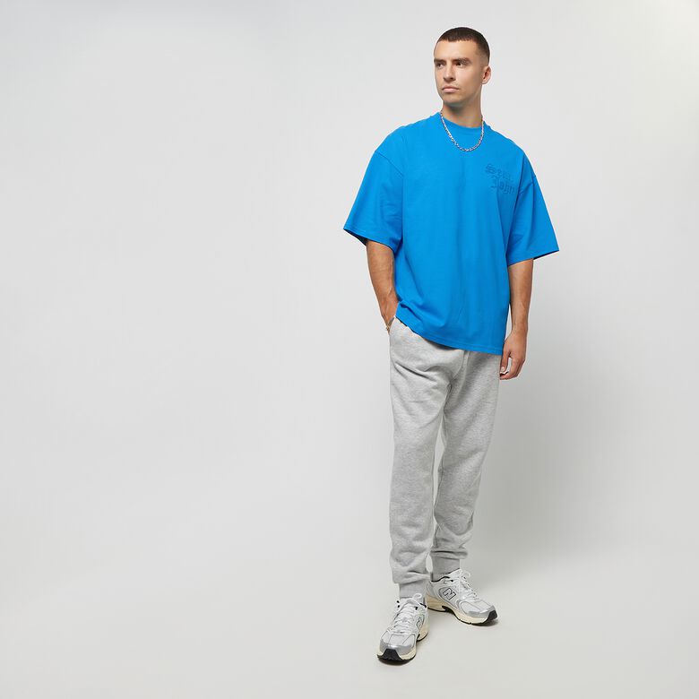 Old English Logo Yacht Club Tee
