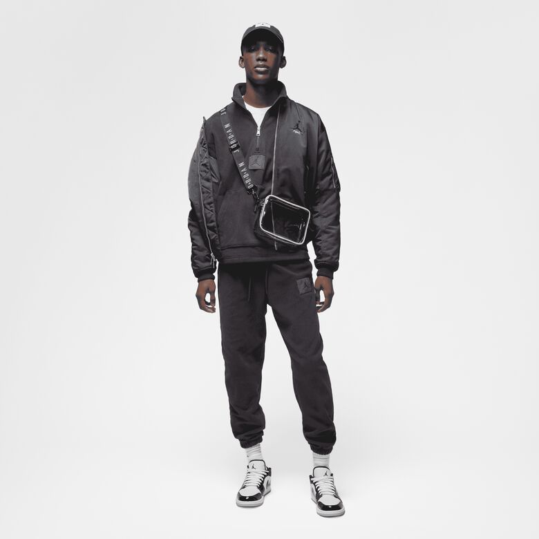 Essentials Statement Fleece Winter Half-Zip