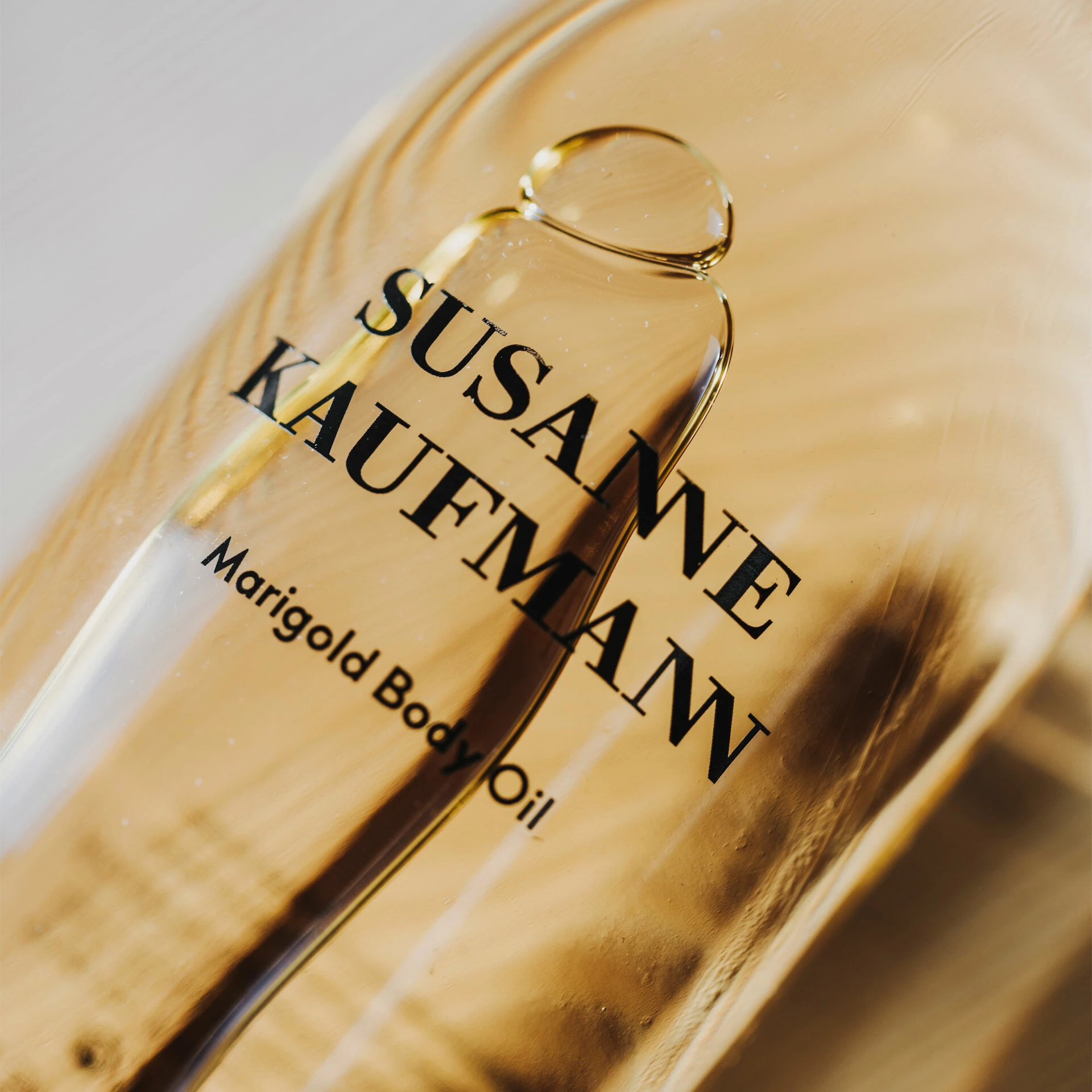 Ulei de corp cu gălbenele 100 ml - Susanne Kaufmann