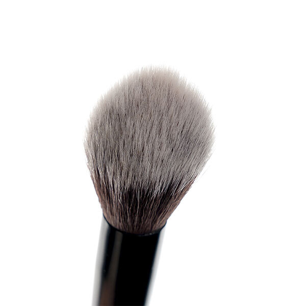 Brushworks No. 13 kiemelő ecset