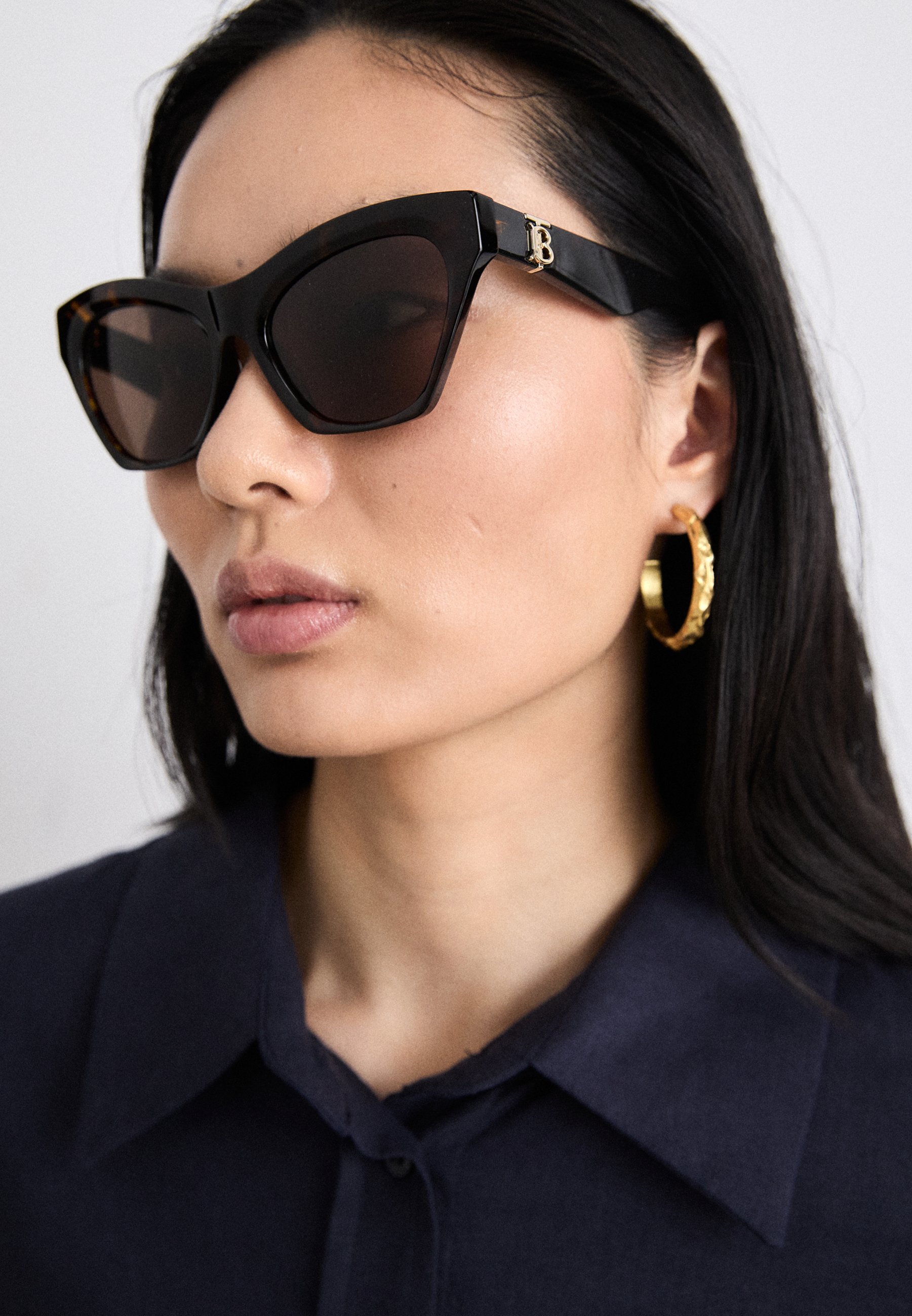 Lunettes de soleil Burberry - havane foncé/marron foncé