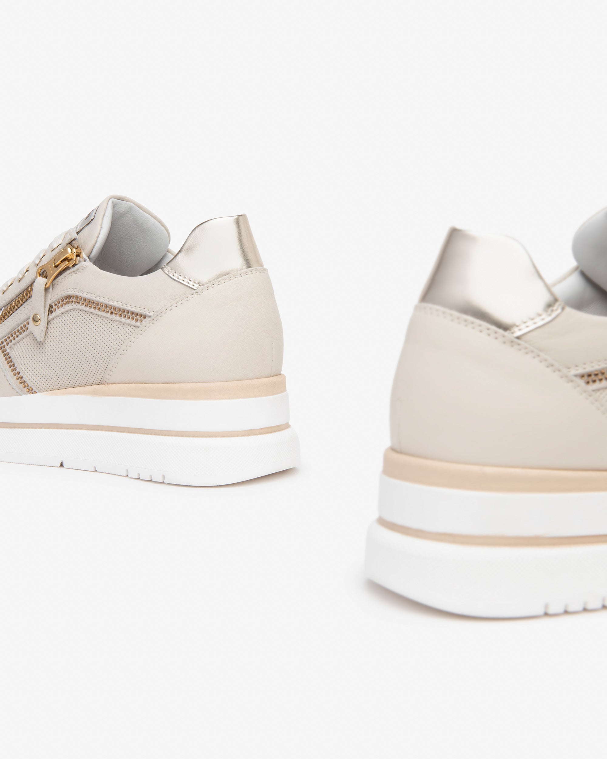 Baskets en cuir et daim pour femmes