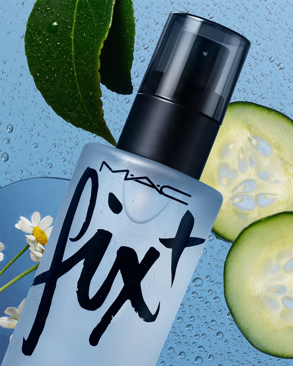 MAC Fix Original Fixing Spray – fiksuoja, drėkina ir atgaivina makiažą.