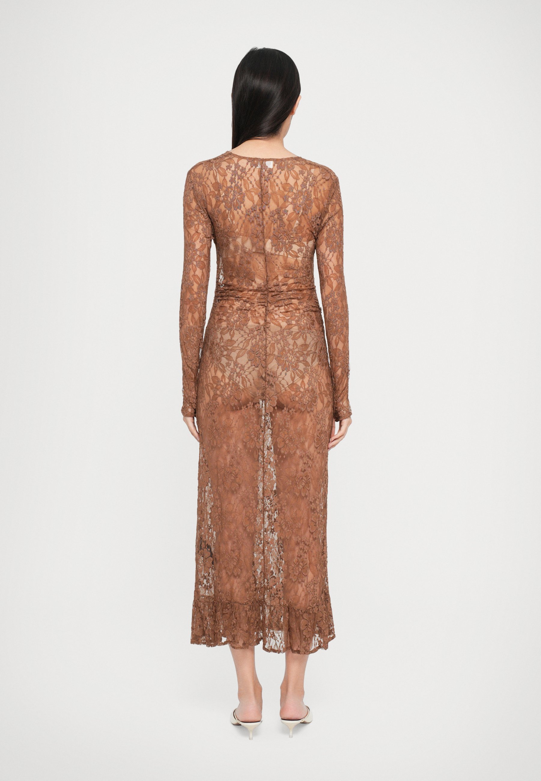 Baum und Pferdgarten ANDINE - Maxi-jurk - cognac
