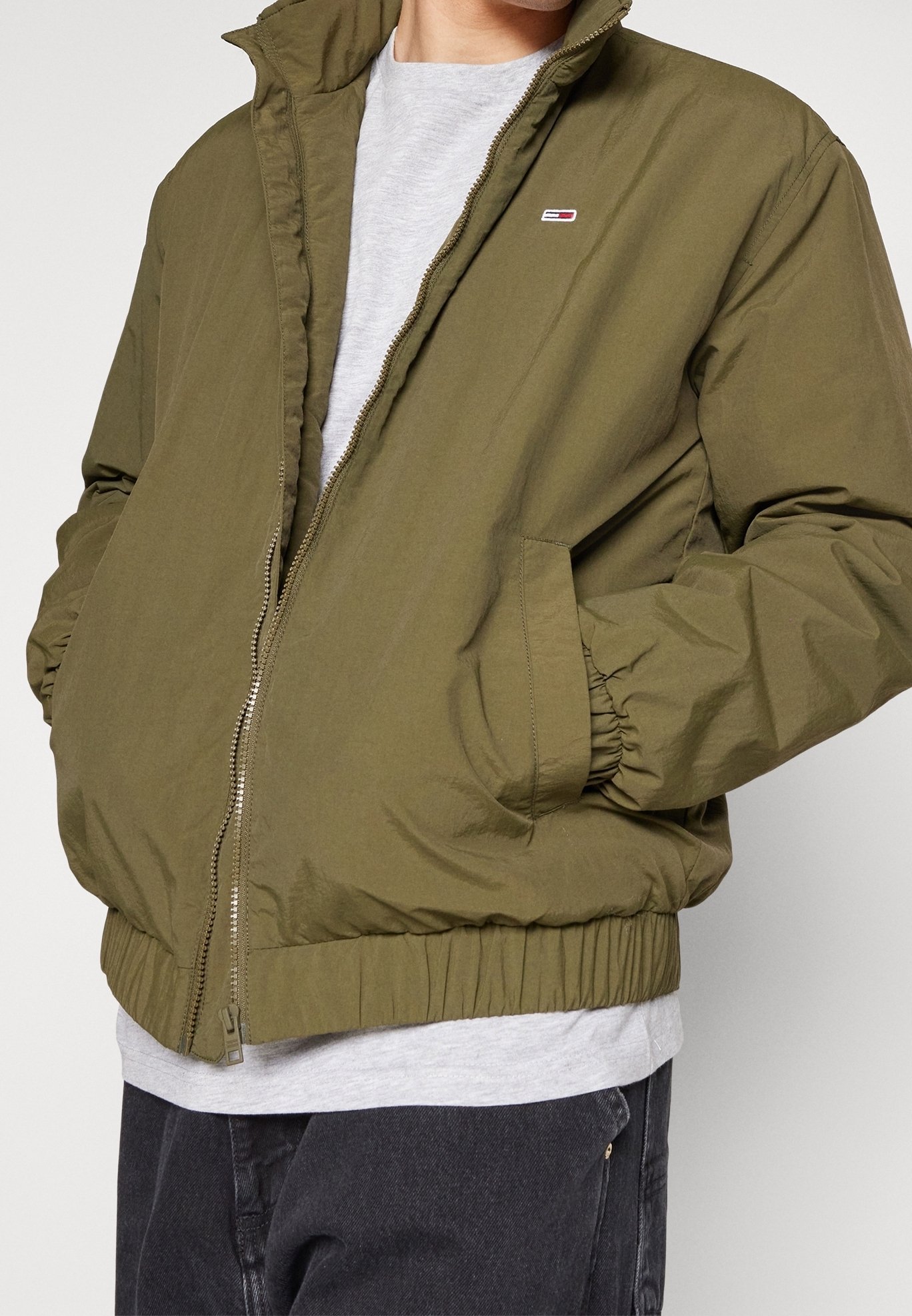 Tommy Jeans winterjas - olijfgroen