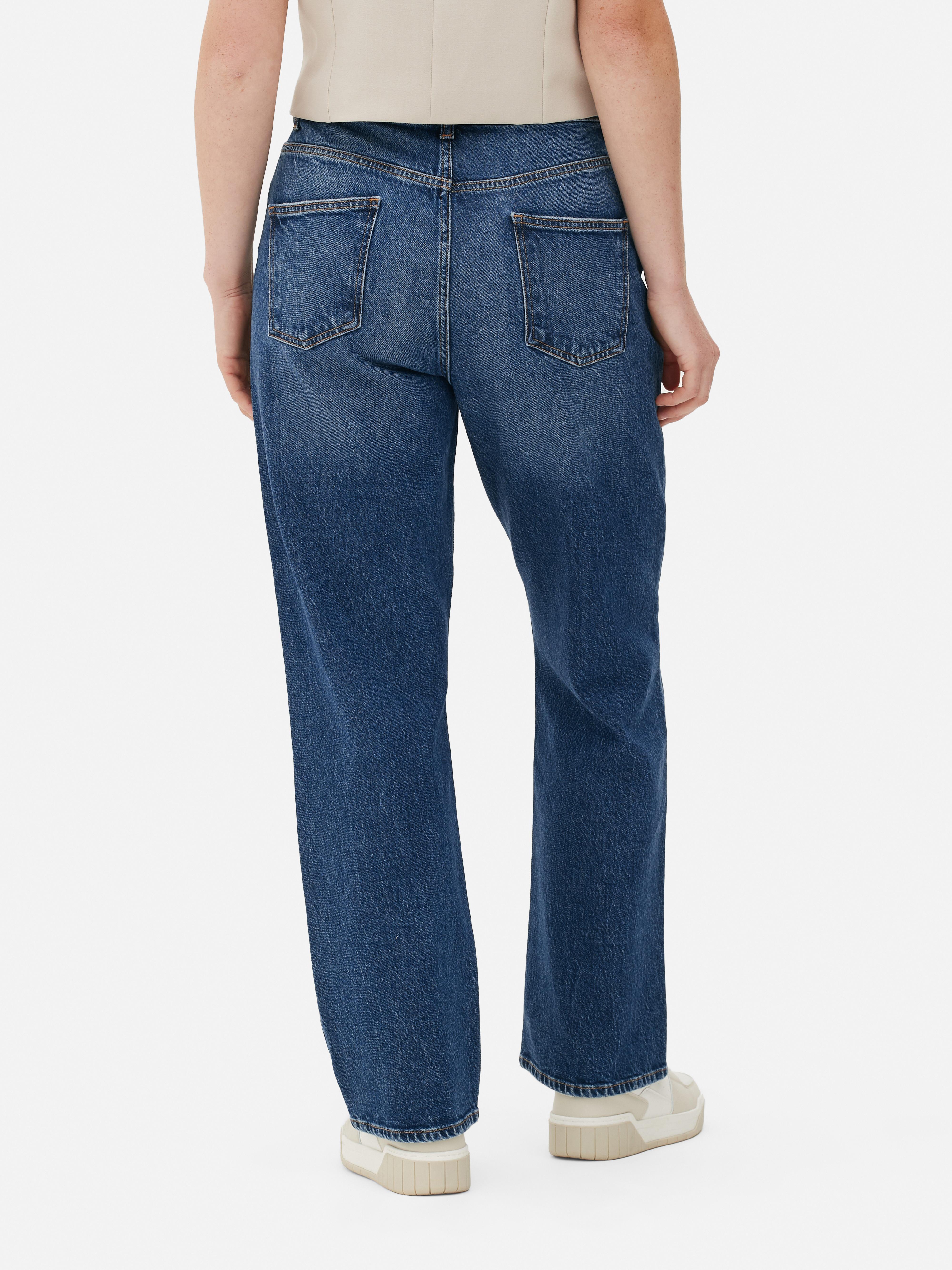 Blugi cu croială dreaptă Acești blugi cu croială dreaptă vor deveni preferații din colecția ta de denim