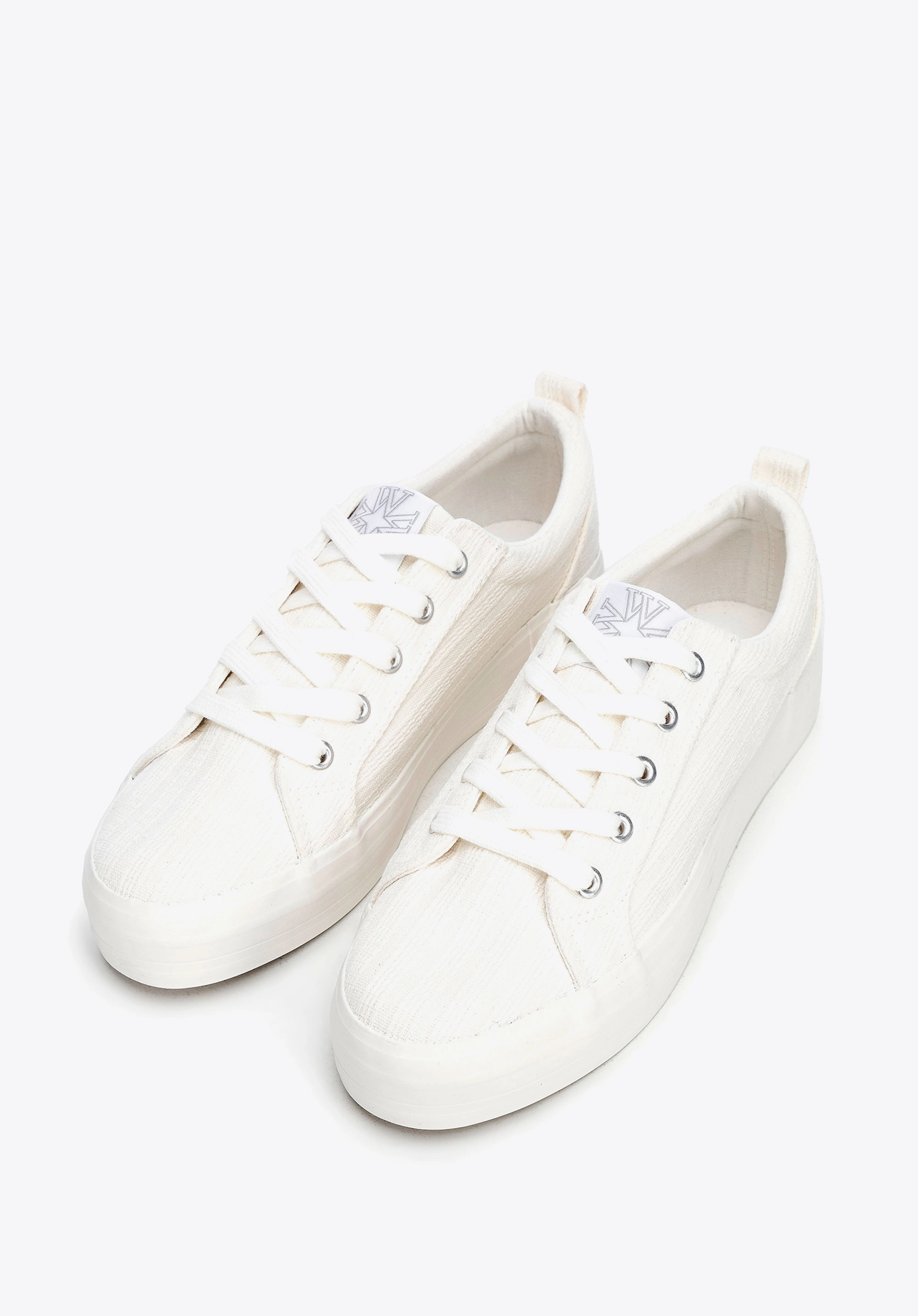 Damskie sneakersy na platformie kremowe