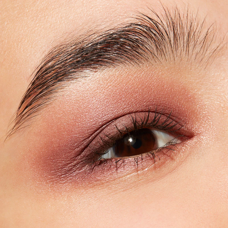MAC Cosmetics Connect In Colour -luomiväripaletti, 6 sävyä, väriltään vaaleanpunaiset silmät