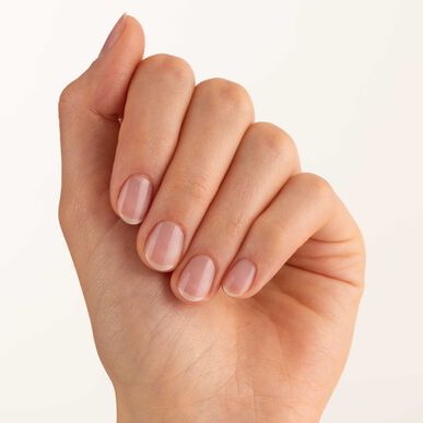 Essence-aluslakka Halkeilua estävä 8 ml 8 ml