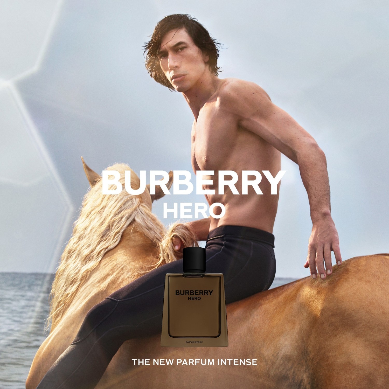 BURBERRY Парфем Hero Intense - 50 мл