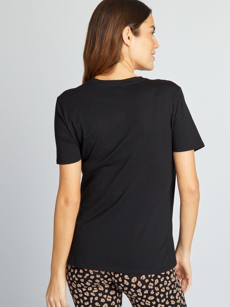 Camiseta de amamentação com amarração frontal - preta