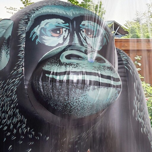  Intex jättelik uppblåsbar gorilla med vattenspridare