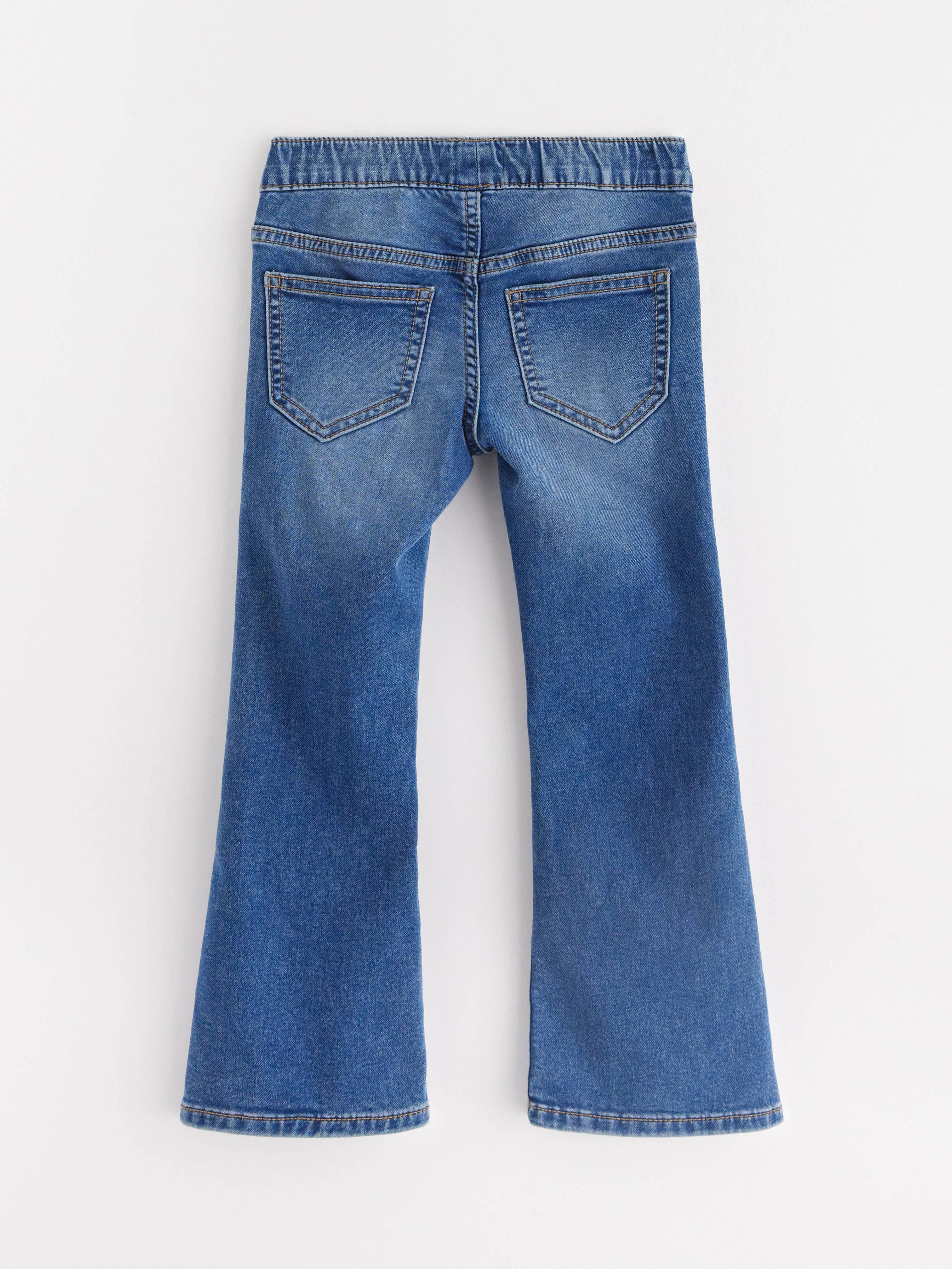 Calça jeans flare FREJA em denim