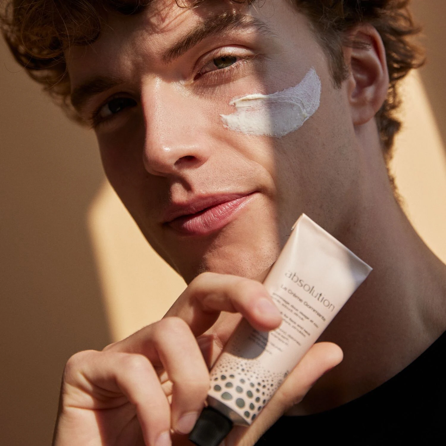 La Crème Gommante - Exfoliant pentru față și gât