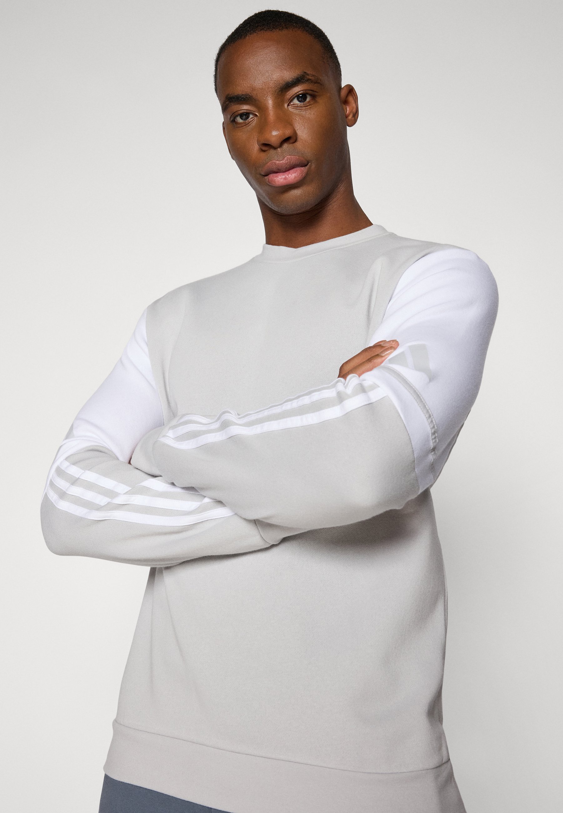 adidas Performance SQUADRA25 CREW - Sweat-shirt - Gris clair/blanc