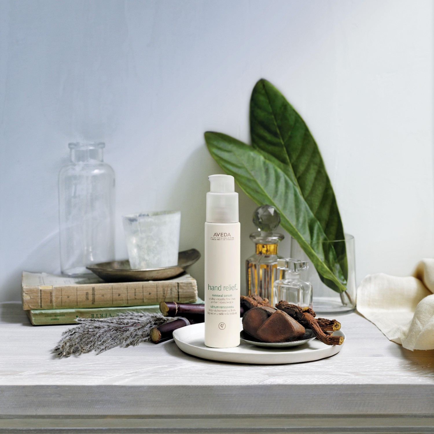 Aveda sérum na ruky Hand Relief™ - 45 ml