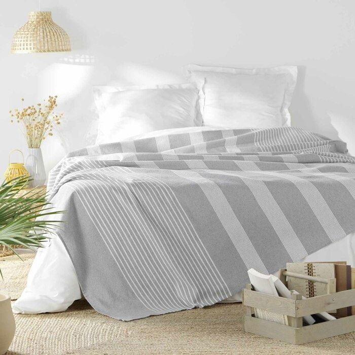 Adele tweepersoons sprei 220 x 240 cm geweven katoen/polyester grijs