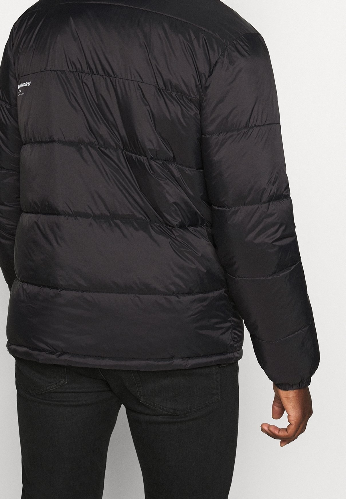 Redefined Rebel Winterjacke – schwarz