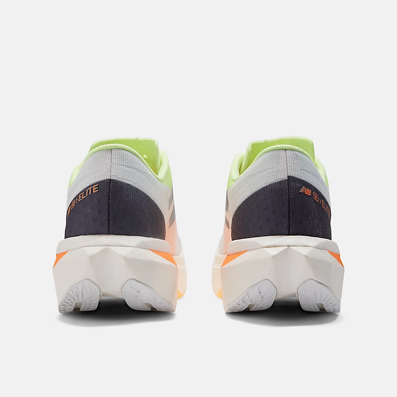 Tênis FuelCell SuperComp Elite v4 Masculino – Branco com detalhes em Verde Limão e Manga Vibrante