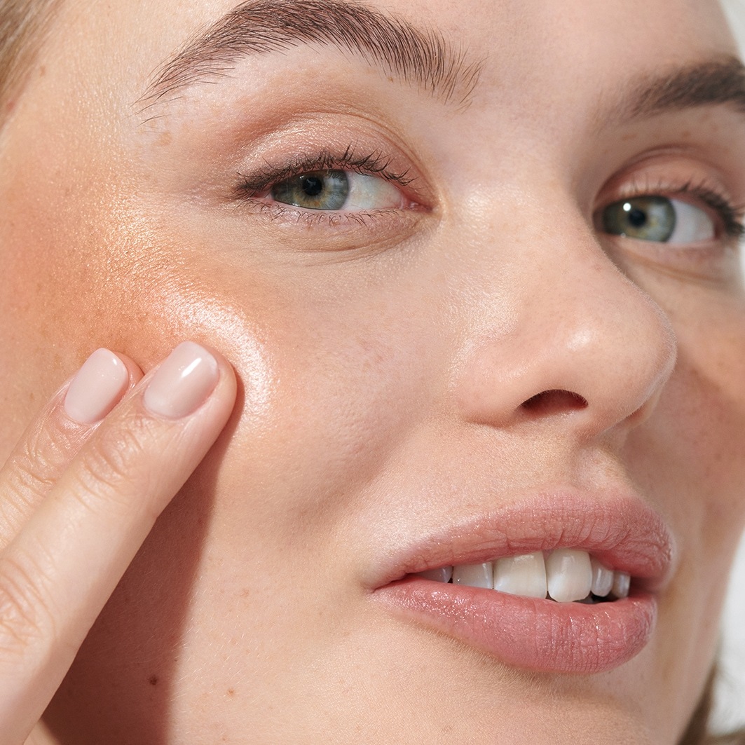 Dr. Hauschka ruž za usne od usana do obraza – 6,5 g