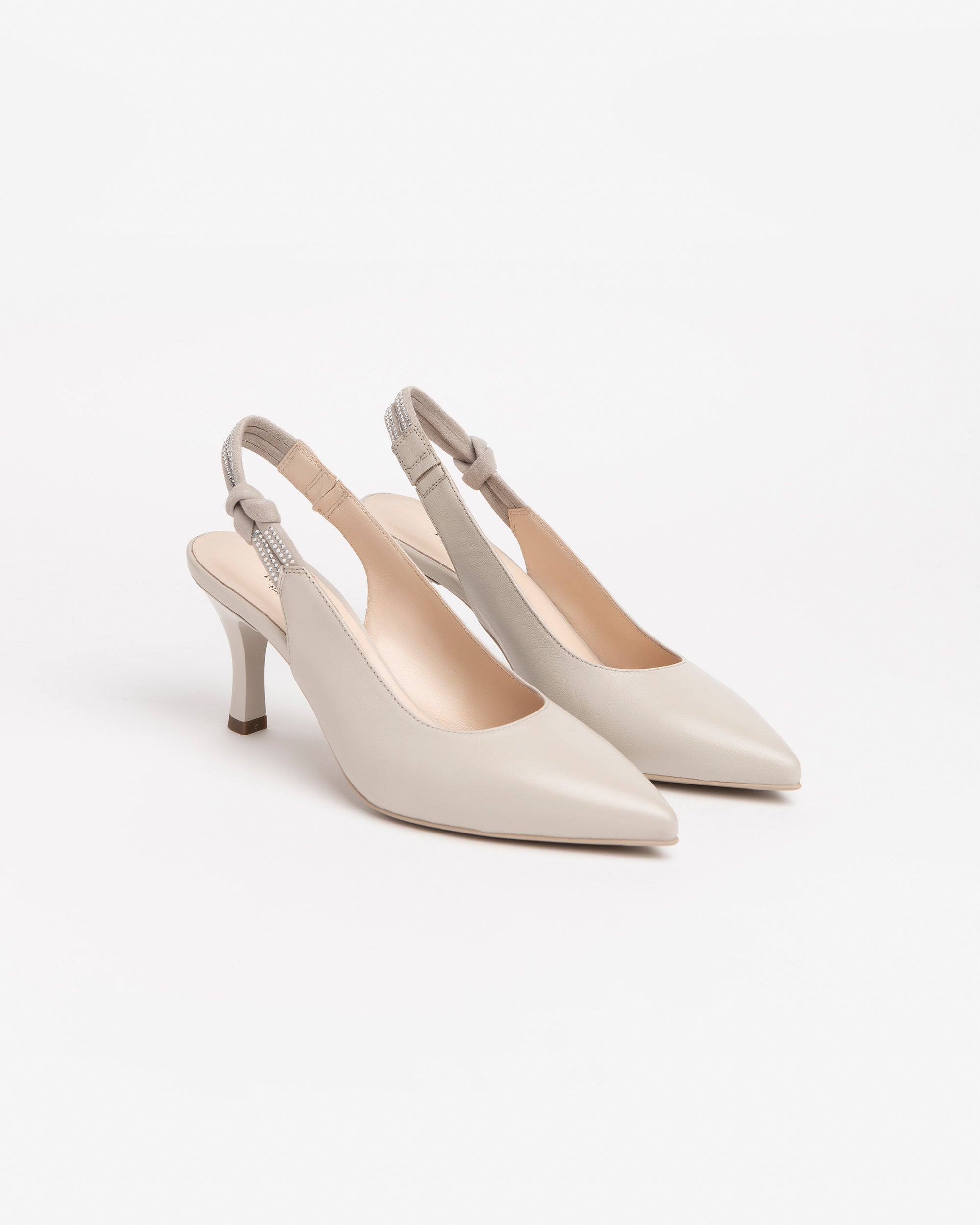  Damen-Pumps aus Leder
