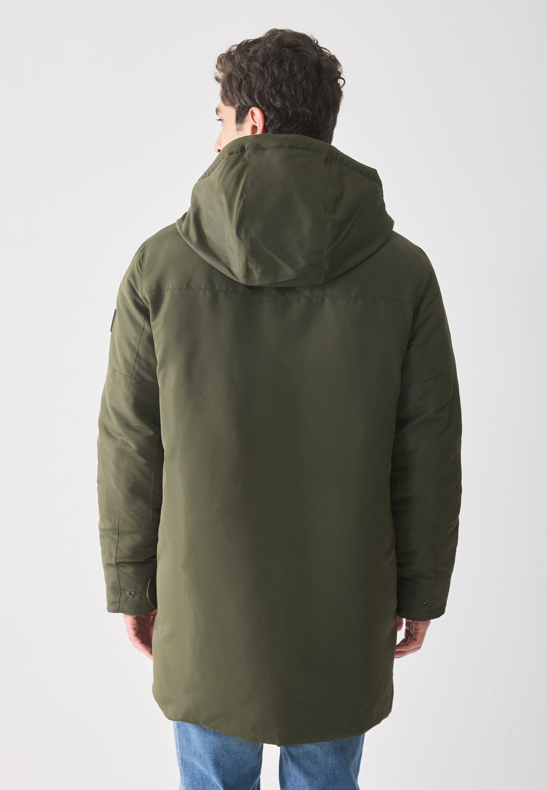 „Pier One“ parka – chaki spalvos