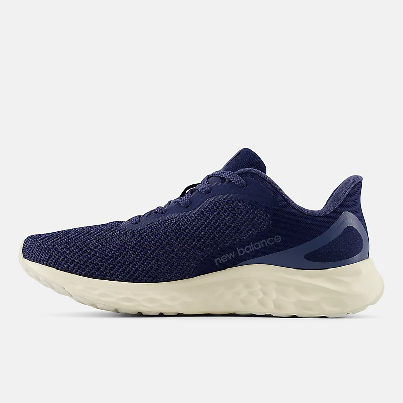 Pantofi bărbătești Fresh Foam Arishi v4 - NB Navy cu elemente Vintage Indigo și Angora