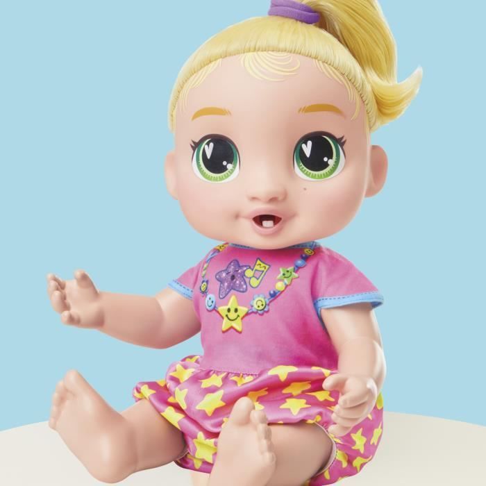 Baby Alive Baby Grows Up LaLa GooGoo, interactieve poppenset met meer dan 75 geluiden en zinnetjes, geschikt voor kinderen vanaf 3 jaar.