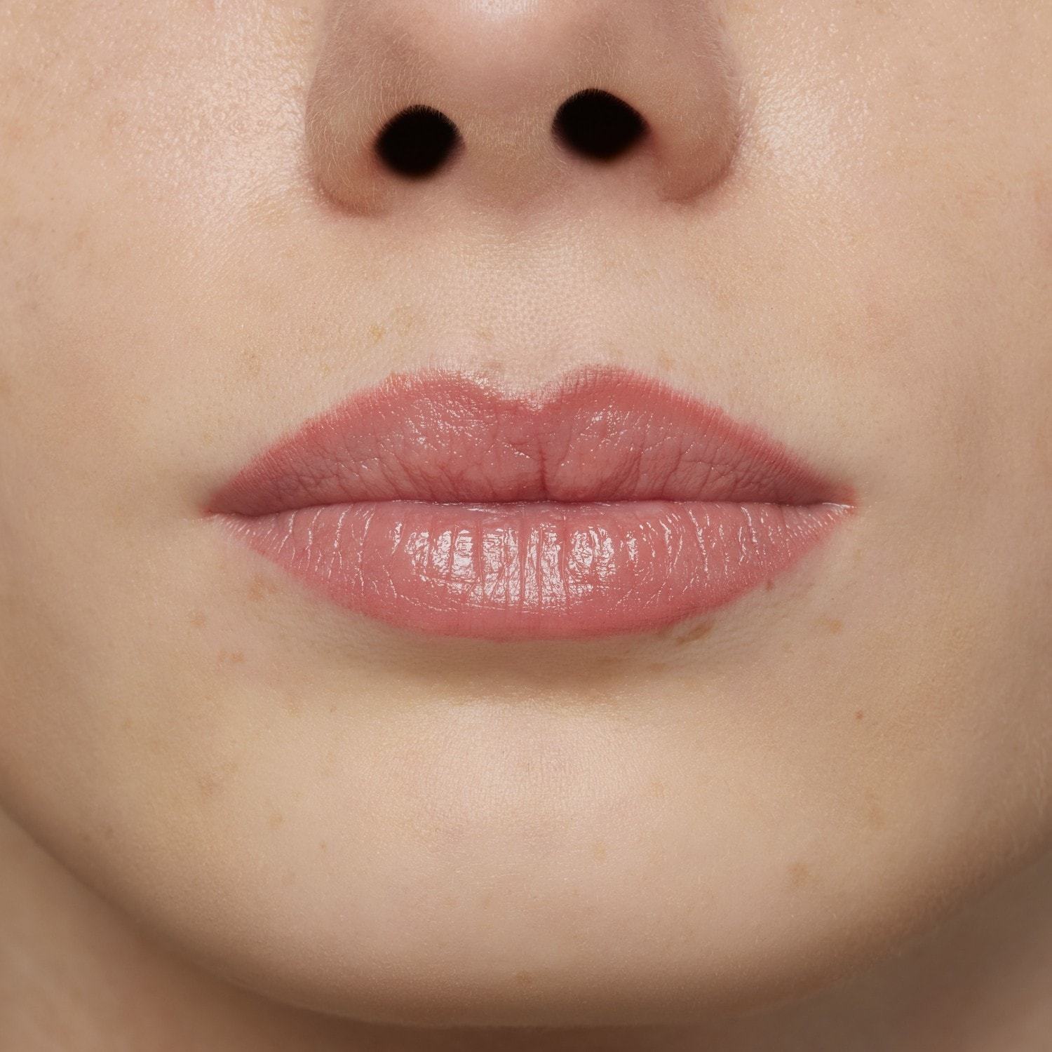 „By Terry Lipliner“ hialurono rūgšties lūpų pieštukas – 1 g