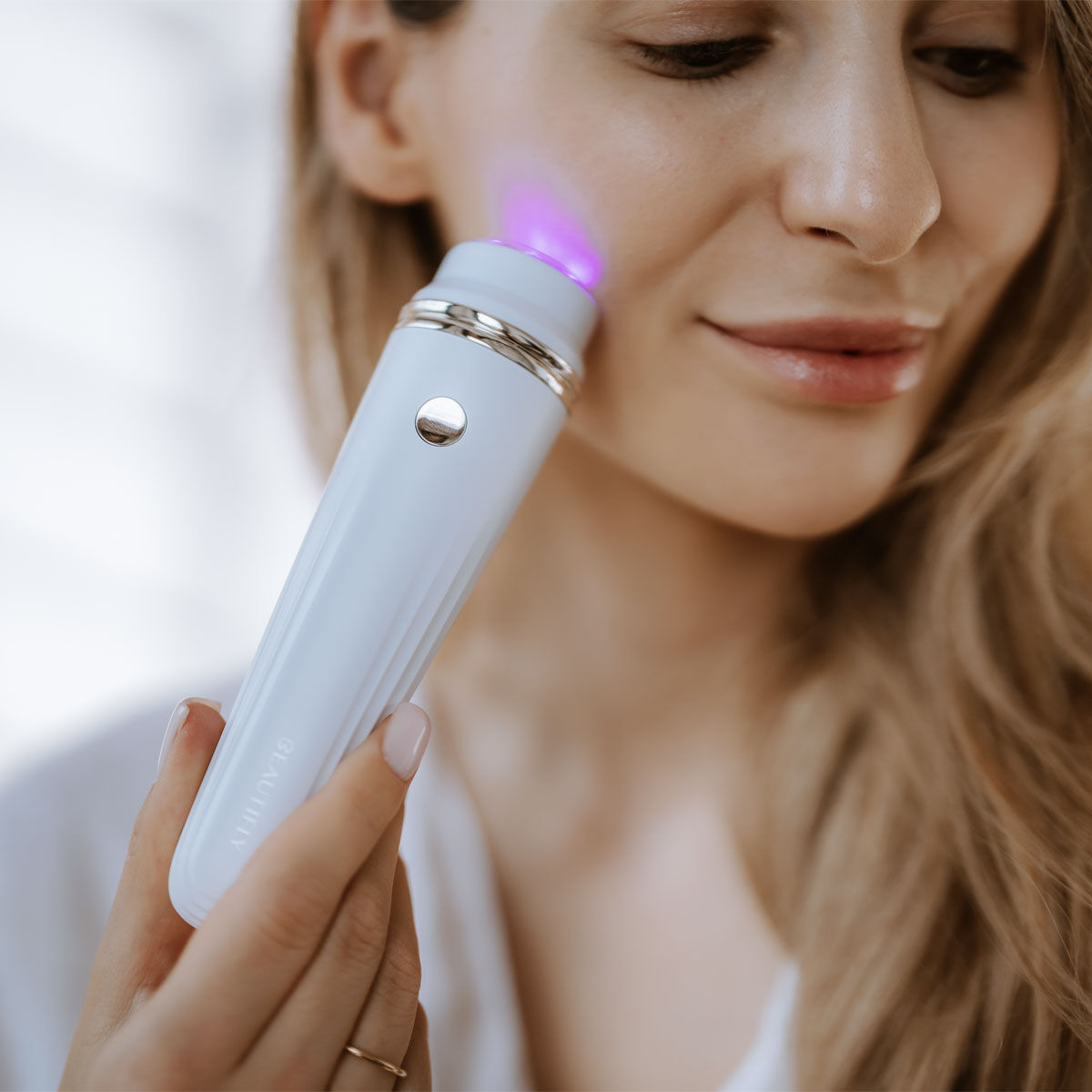 Beautifly B-Glossy Acne