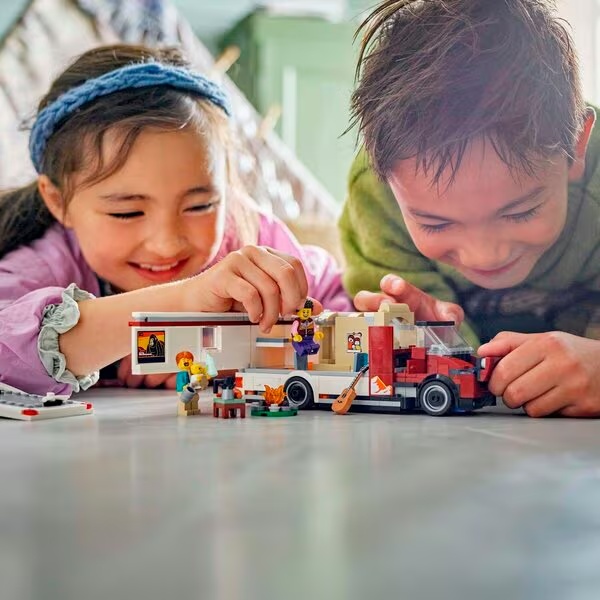 LEGO City 60454 Avanturistički kamper