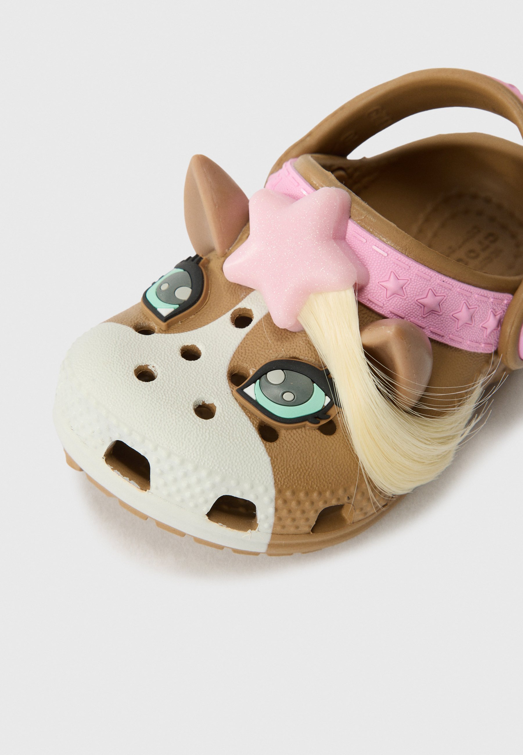 Crocs CLASSIC IAM HORSE - Sabots - chocolat au lait