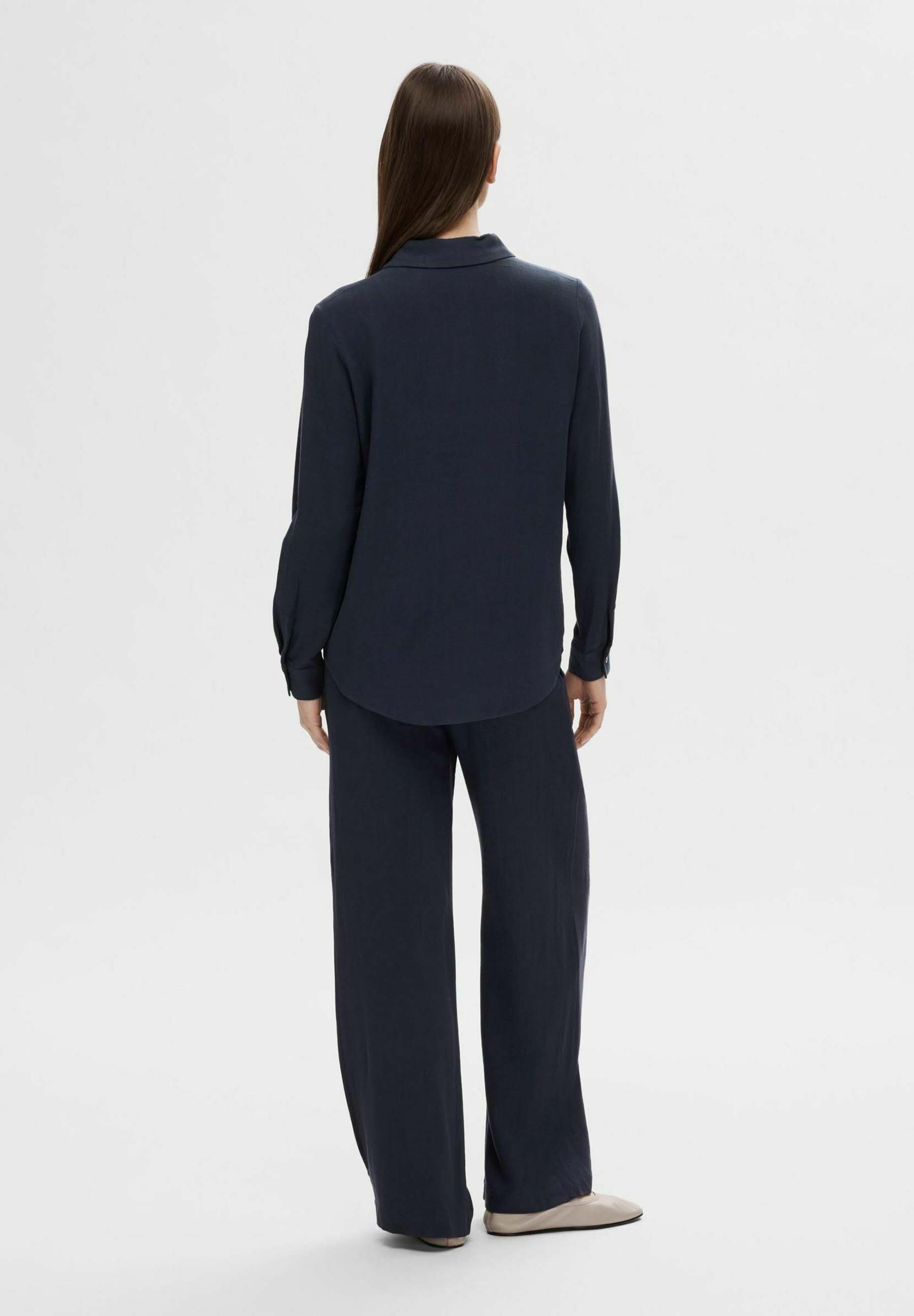 Geselecteerde Femme SLFVIVA SUN SHIRT - Blouse met knoopsluiting - donker saffierblauw