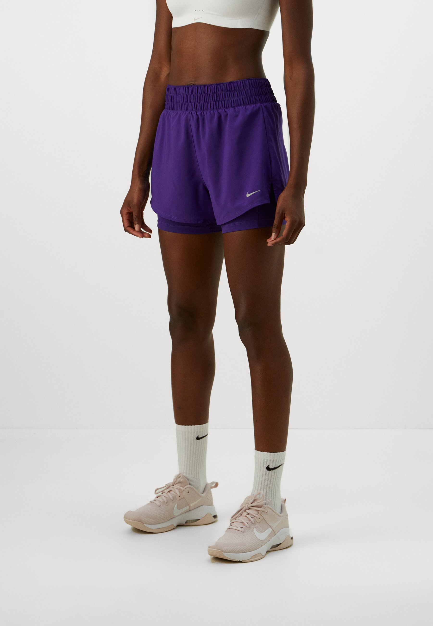 Nike Performance ONE - 2-in-1 shorts - court purple/silver-coloured