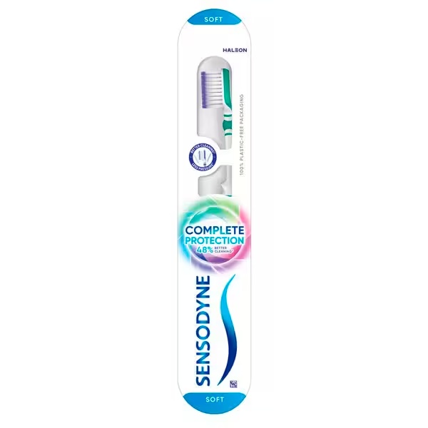 Zobna ščetka Sensodyne Complete Protection Soft za občutljive zobe