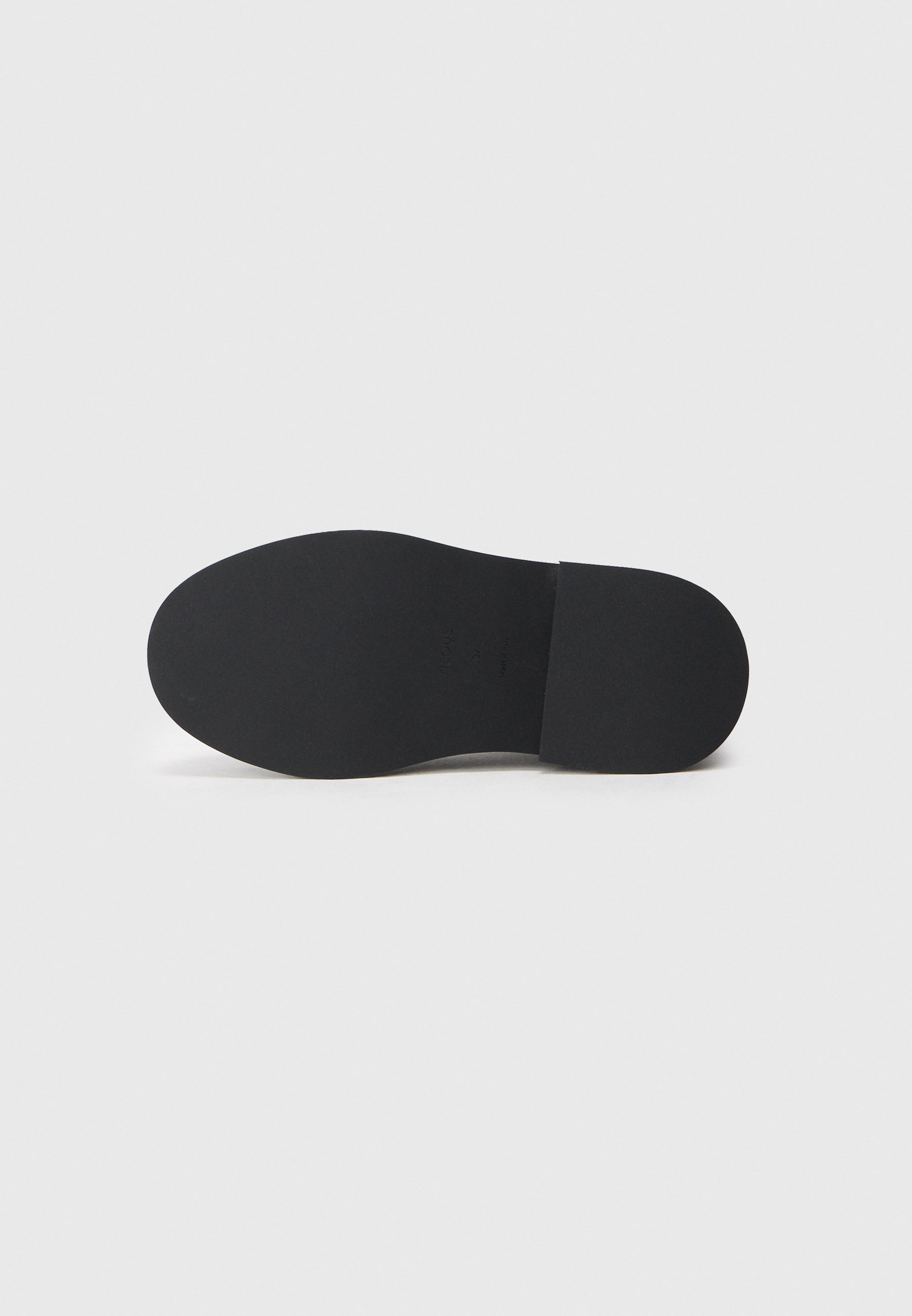 NEOUS BUNA - Botas de cano curto com plataforma - pretas